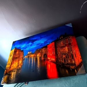 Heaton and parke wow city canvas